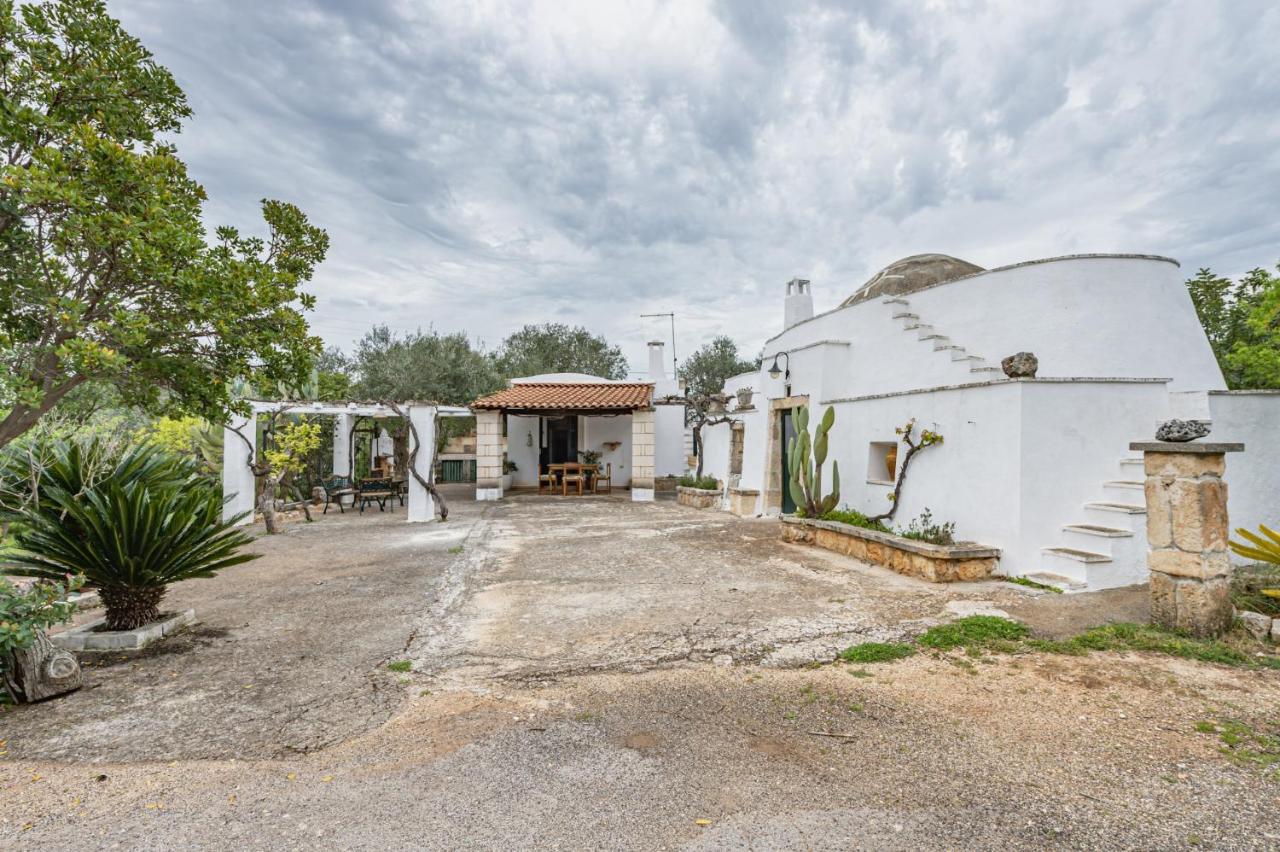 Trullo Saraceno By Rentbeat Villa Ostuni Exterior photo